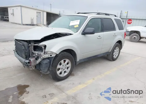 2009 Mazda Tribute I Touring z USA, uszkodzony, nr VIN 4F2CZ02779KM00801